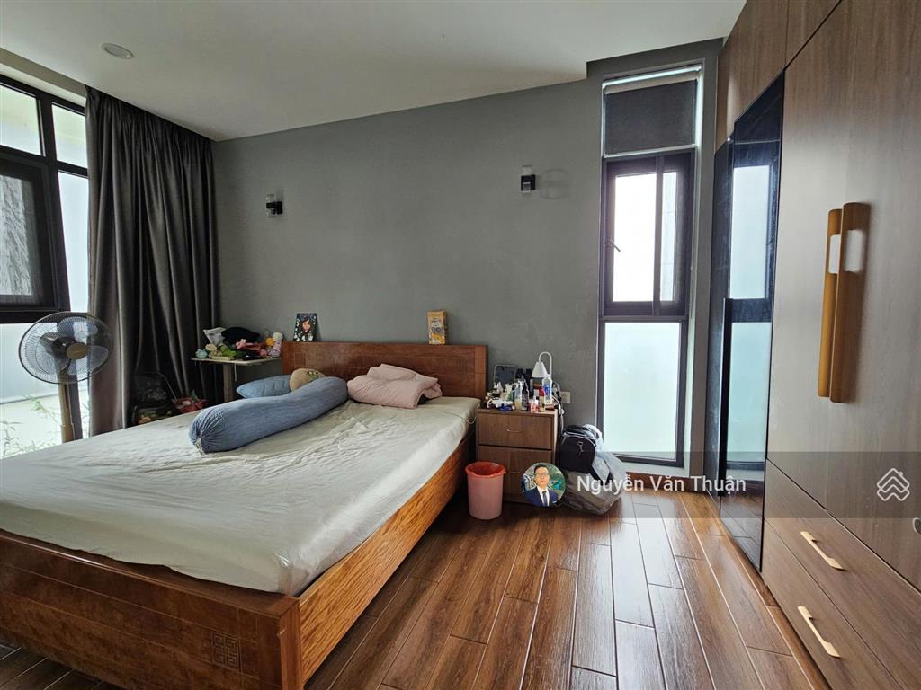 Bán biệt thự gần kđt vạn phúc  300m2  phù hợp cho gia đình cần không gian sống thoải mái