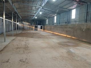 Cho thuê kho xưởng dương nội hà đông, dt 300m2, giá 70k/m2, kho đẹp sạch sẽ xe 8 tấn đỗ cửa