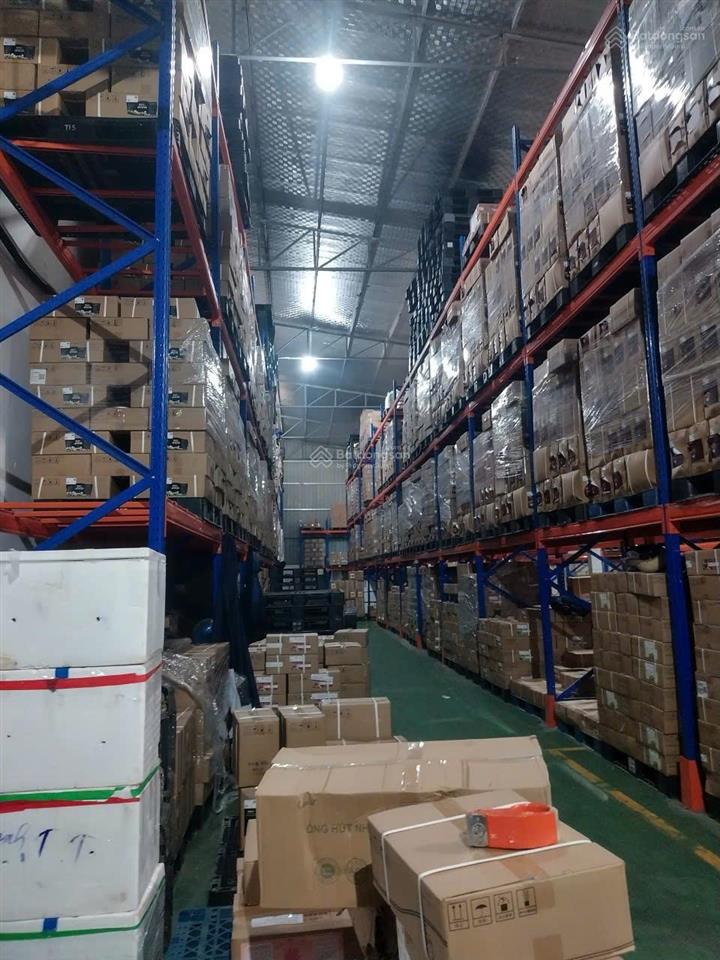 Cho thuê kho xưởng đại lộ thăng long an khánh dt 900m2 khung zamil điện 3fa,xe công xuất vat bảo vệ