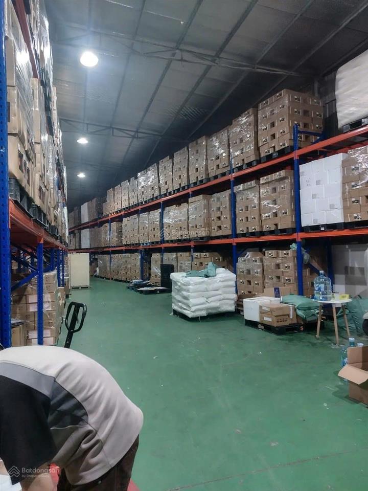 Cho thuê kho xưởng đại lộ thăng long an khánh dt 900m2 khung zamil điện 3fa,xe công xuất vat bảo vệ