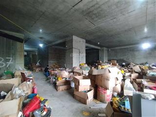 Cho thuê kho xưởng vạn phúc hà đông, dt 400m có điện 3 pha xe công đỗ bảo vệ, làm kho giá 30 triệu