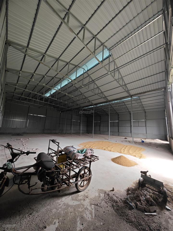 Cho thuê kho xưởng yên nghĩa hà đông dt 600m2 khung zamil điện 3 pha xe 20 tấn đỗ cửa giá 40 ng/m2