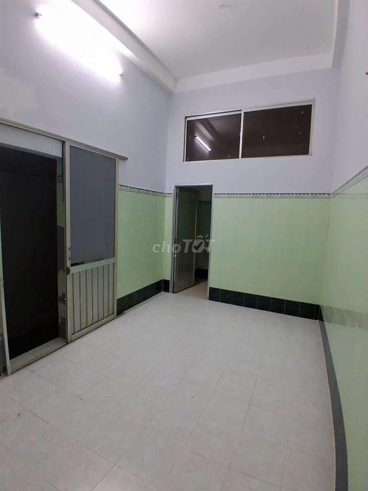 Phòng trọ giá 3 triệu có van công Tân Bình