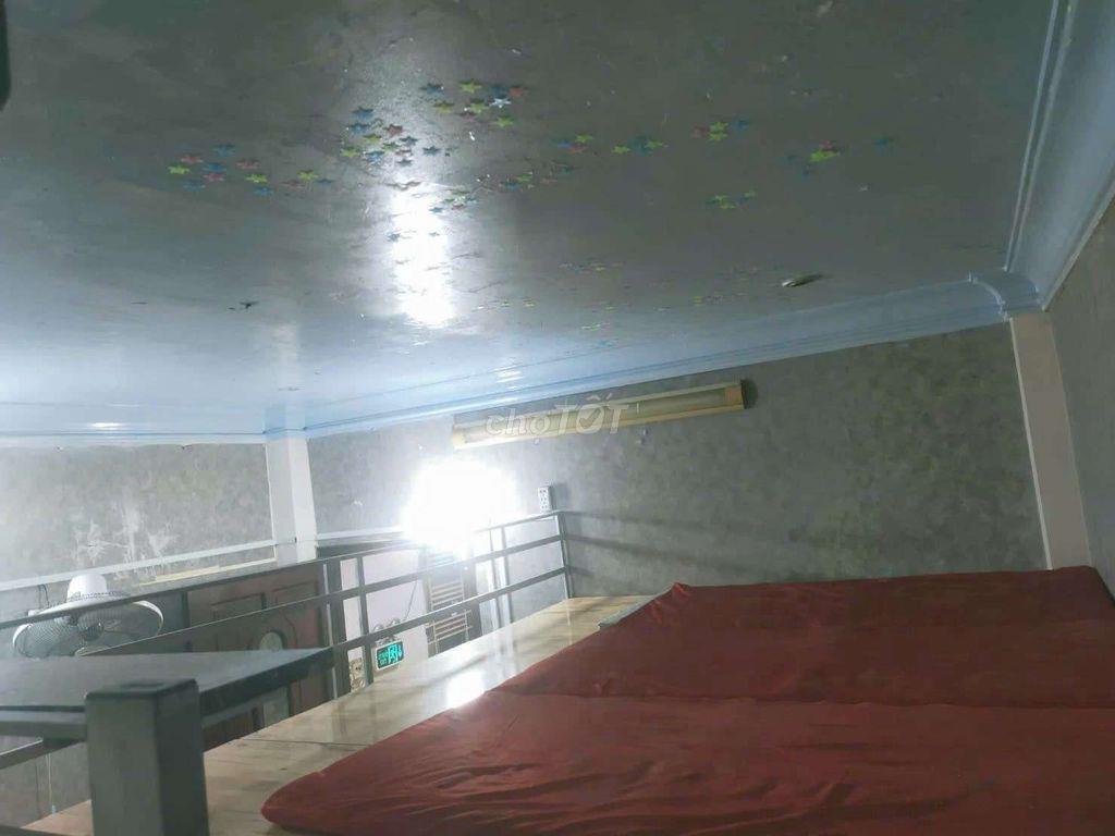 phòng trọ gần trường đh kinh tế, cần 2,3 người ở ghép, giá sinh viên
