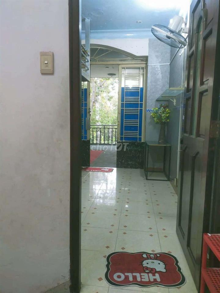 phòng trọ gần trường đh kinh tế, cần 2,3 người ở ghép, giá sinh viên