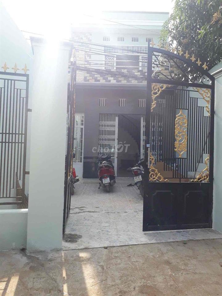 Mặt tiền đường Lò mổ dẫn đến Trần Nam Phú