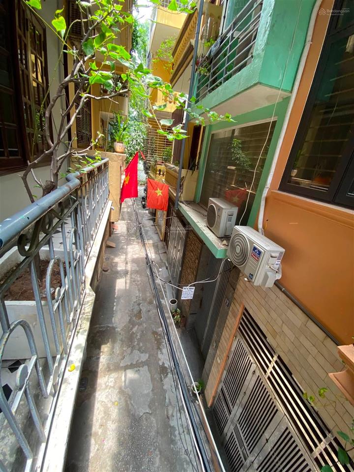 Bán nhà phân lô lê thanh nghị  ô tô đỗ cửa, 2 mặt ngõ, giá đầu tư, 100m2, mt 7m. đt 0836 377 ***