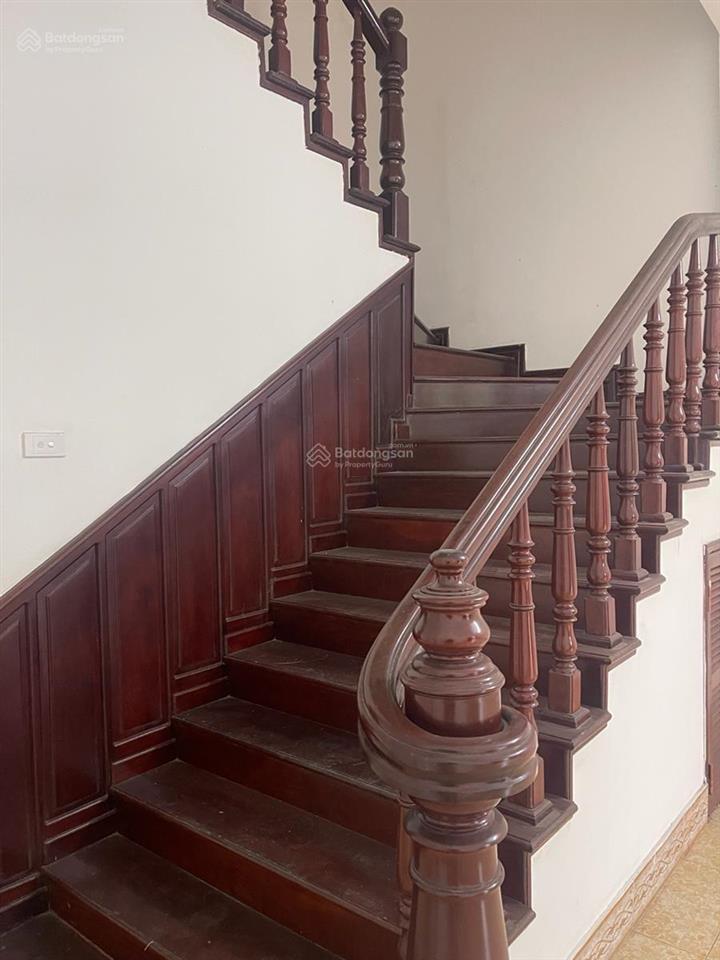 Bán nhà view mặt hồ trung kính, đường trần duy hưng, ô tô vào nhà, 100m2, cực hiếm.  0836 377 ***