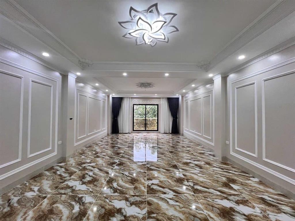 Bán nhà phân lô trần kim xuyến, mt rộng 6m, vỉa hè ô tô tránh  đỗ cửa, 75m2 5t. 0836 377 ***