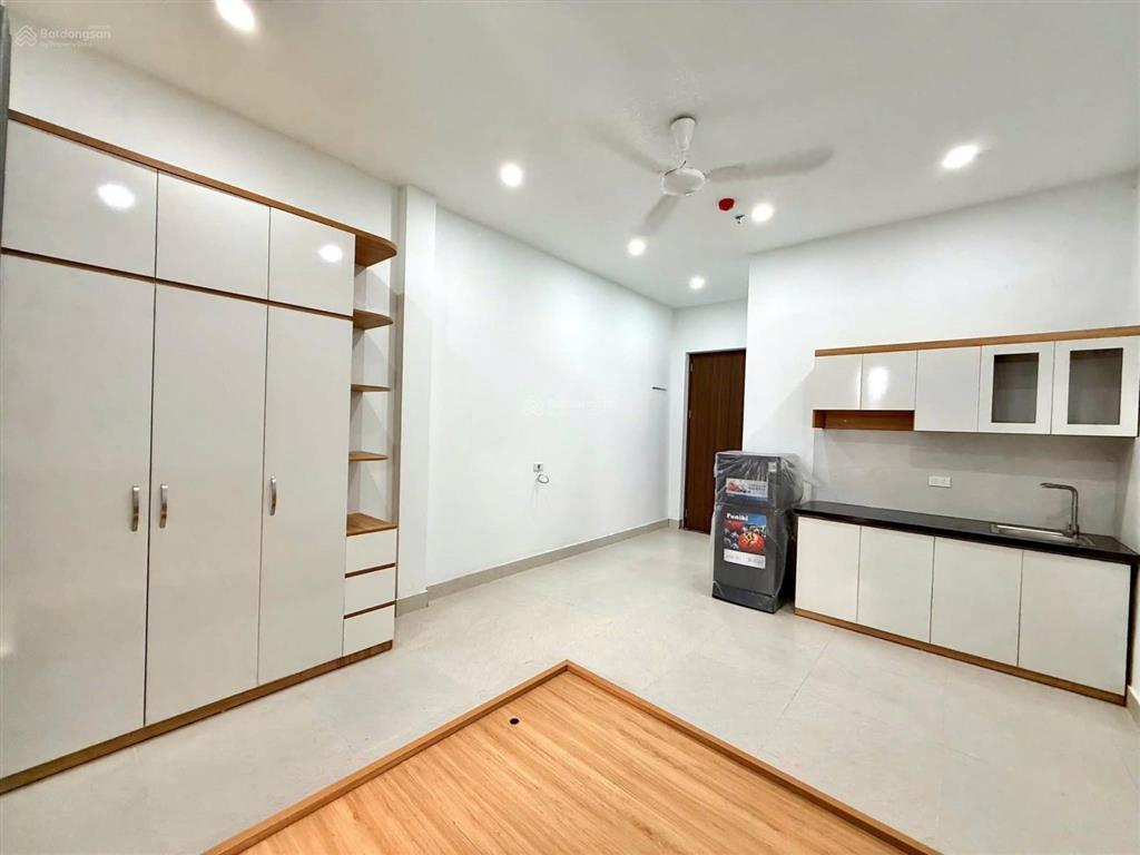 Bán tòa nhà căn hộ dòng tiền phố trần đại nghĩa  gần neu, lô góc 90m2, 7t thang máy, đủ gpxd pccc