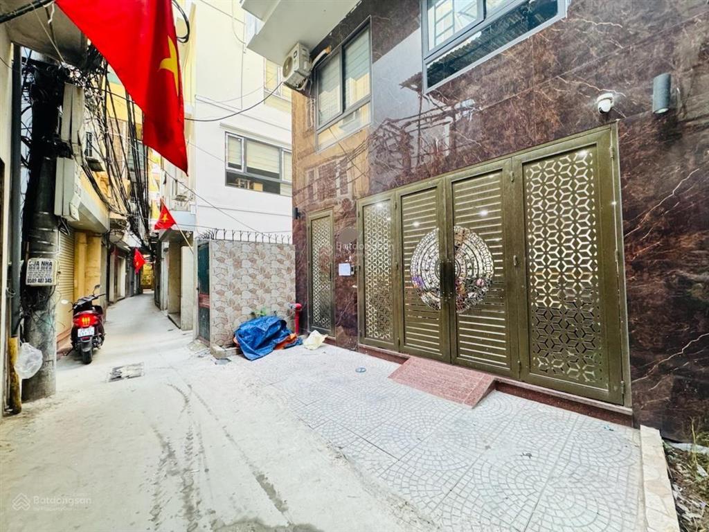 Bán tòa nhà căn hộ dòng tiền phố trần đại nghĩa  gần neu, lô góc 90m2, 7t thang máy, đủ gpxd pccc