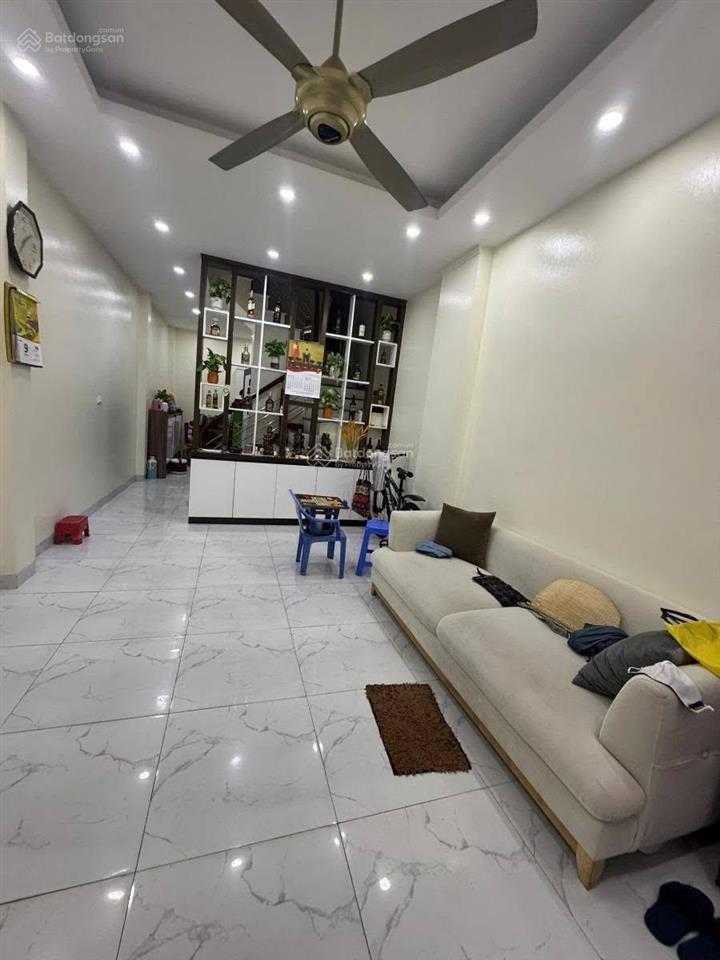 Bán nhà phố bạch mai, dân mới xây chắn chắn, 30m ra phố, gần neu  bách khoa  x.dựng 35m2 5t, 7 tỷ
