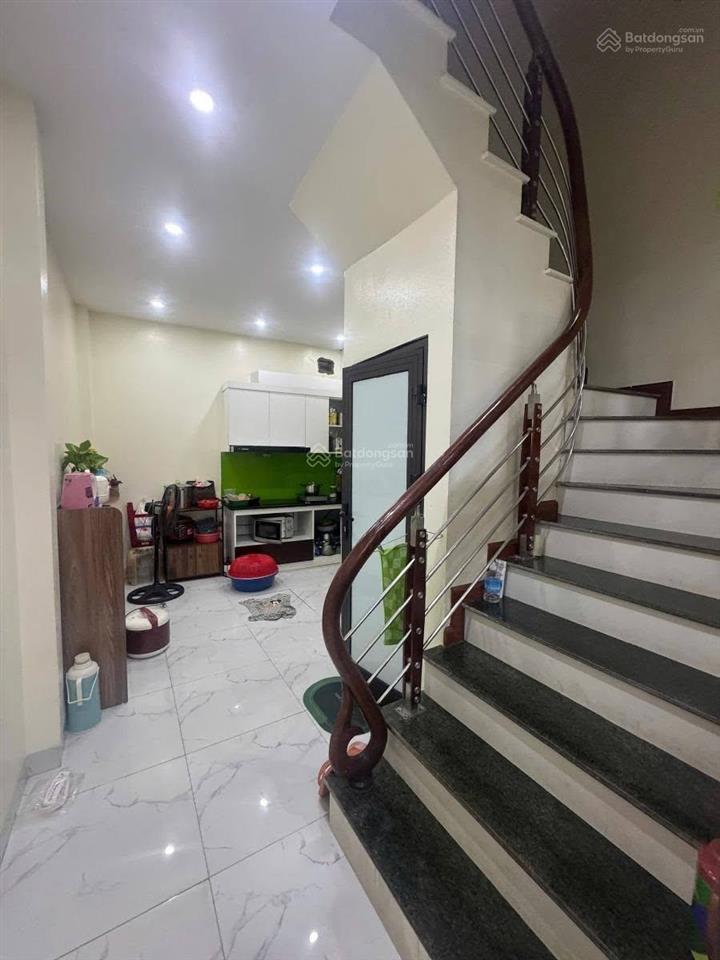 Bán nhà phố bạch mai, dân mới xây chắn chắn, 30m ra phố, gần neu  bách khoa  x.dựng 35m2 5t, 7 tỷ