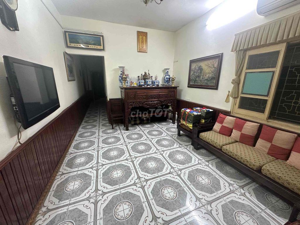 Cho thue Căn hộ tập thể 90m2 chính chủ, Phố Phạm Ngọc Thach