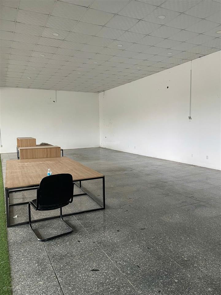 Văn phòng cho thuê, thích hợp làm văn phòng, phòng khám, kinh doanh buôn bán , ăn uống, kho........