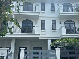 Lavida vũng tàu. nhà phố ngang 6m sổ hồng sẵn. giá bán nhanh 8,8 tỷ