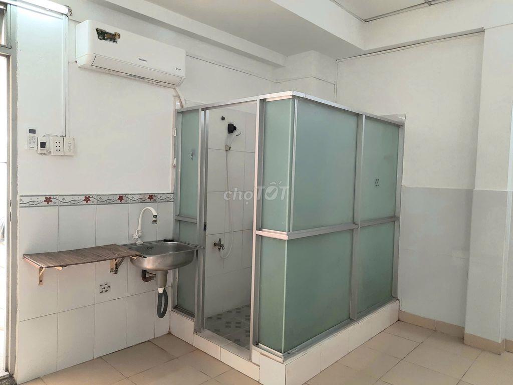 PHÒNG TRỌ MỚI THOÁNG CÓ MÁY LẠNH