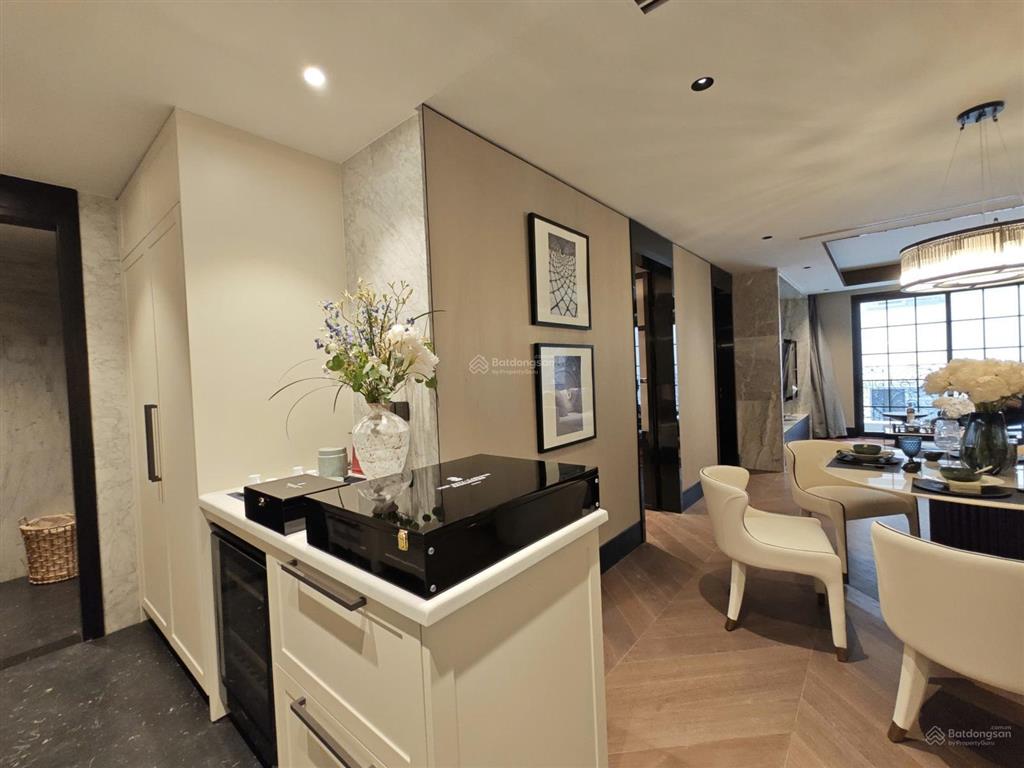 Bán căn hộ 2 pn northern emerald 85m2, tầng đẹp view đẹp nhất toà. full nội thất nhập khẩu cao cấp.