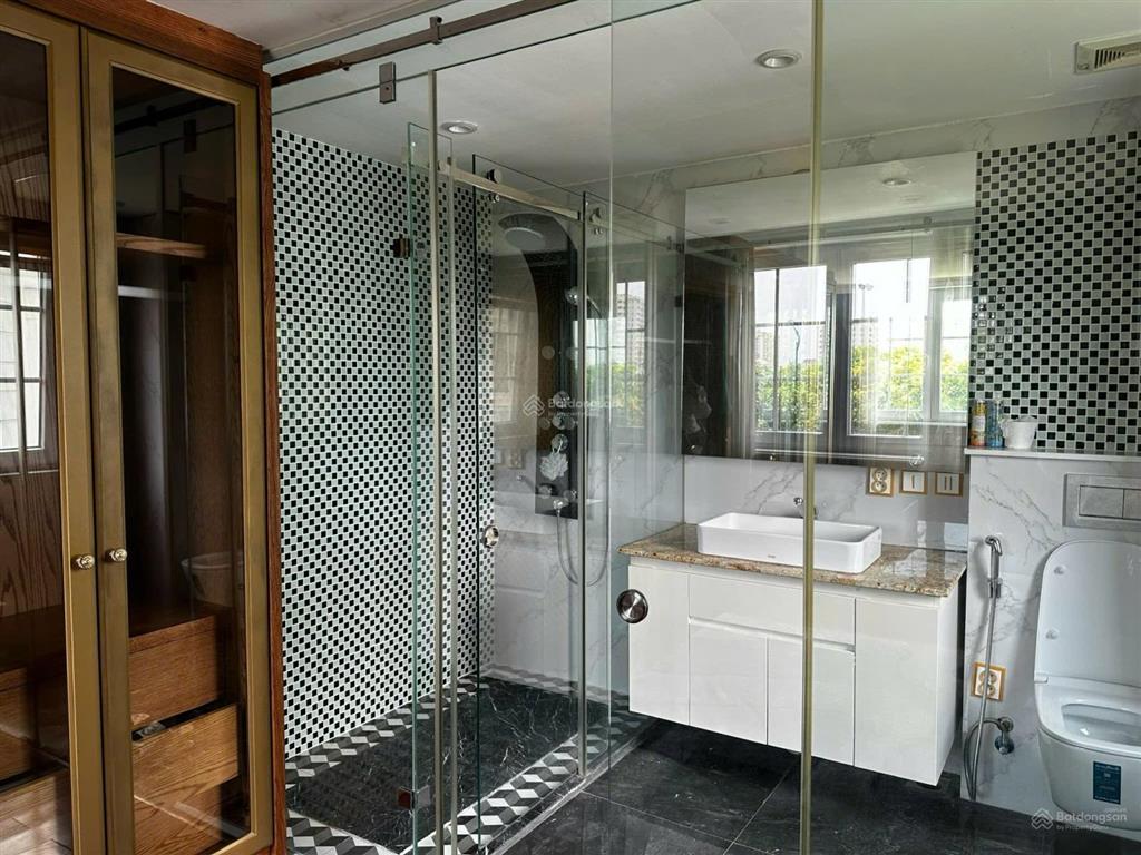 Bán biệt thự sân vườn lô góc 230m2, 4 tầng siêu vip, duy nhất tại kđt gamuda gardens. thiết kế đẹp