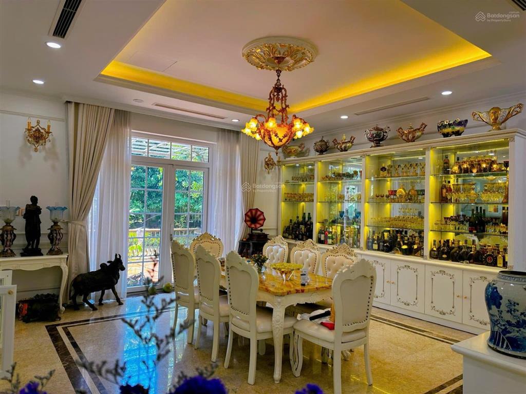 Bán biệt thự sân vườn lô góc 230m2, 4 tầng siêu vip, duy nhất tại kđt gamuda gardens. thiết kế đẹp