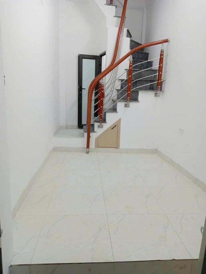 Bán nhà Thanh Nhàn 16m² x6T-4 Tỷ-3PN- Sổ riêng-đủ nội thất-ngõ đẹp