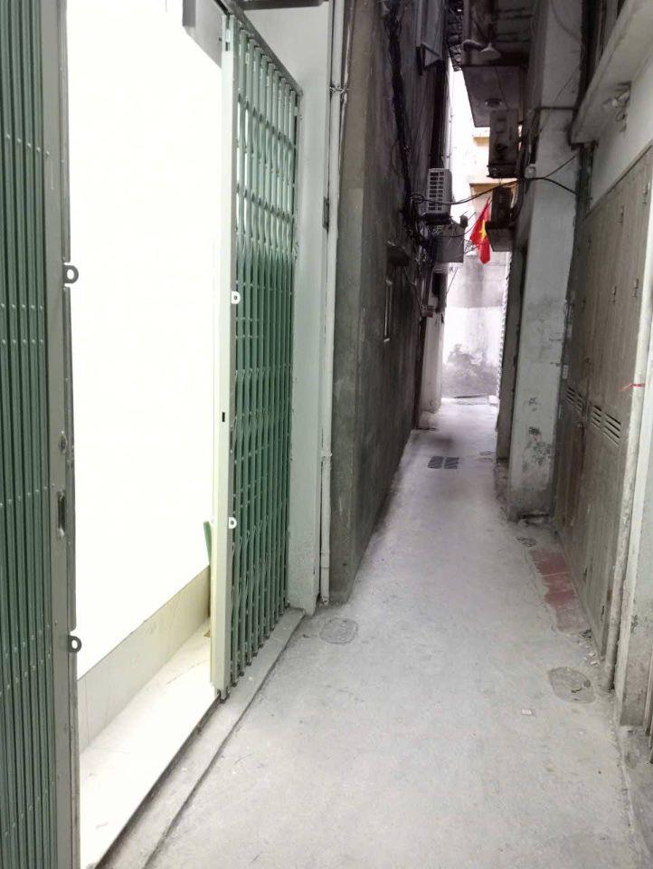 Bán nhà Thanh Nhàn 16m² x6T-4 Tỷ-3PN- Sổ riêng-đủ nội thất-ngõ đẹp