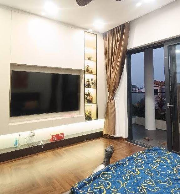 TÒA NHÀ MẶT PHỐ LĨNH NAM 229m² x8T– 75 TỶ – D.Tiền 3,8 TỶ/ 5% /NĂM