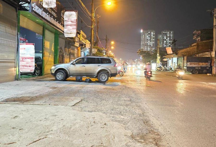 Bán nhà mặt phố Tam Trinh 136M2 x8T -45 Tỷ+Vỉa Hè-Ko QH