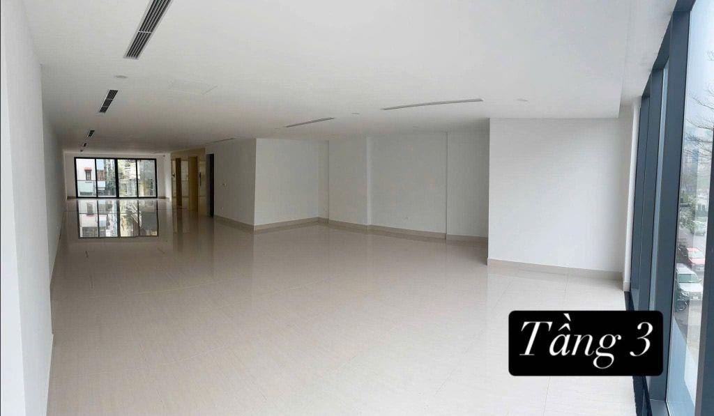 Bán nhà mặt phố Tam Trinh 136M2 x8T -45 Tỷ+Vỉa Hè-Ko QH