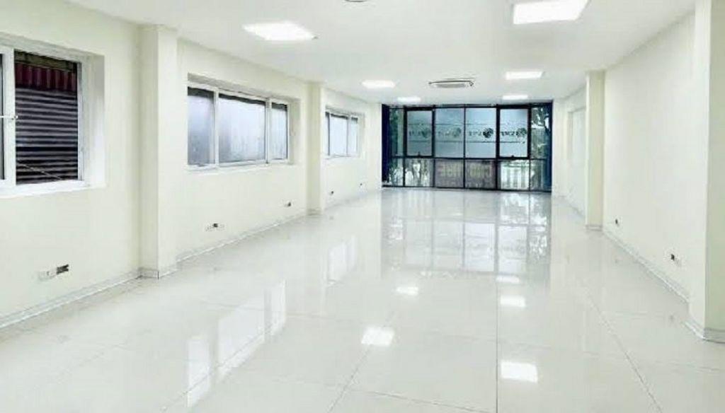 Bán nhà mặt phố Lò Đúc 333m² x5T -179 Tỷ- lô góc -vỉa hè -SPA-Showroom