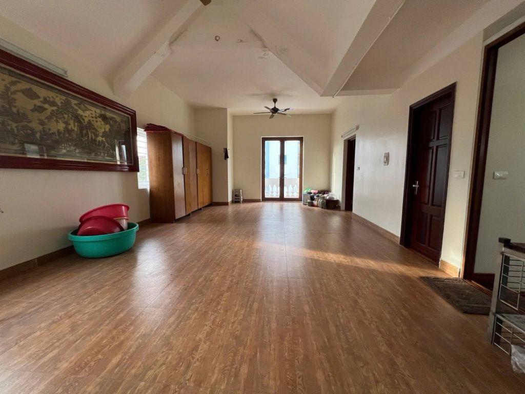Bán Biệt Thự nhà vườn đơn lập ven hồ Hoàng Mai 198m² đất – Mặt tiền 12m –  60 tỷ