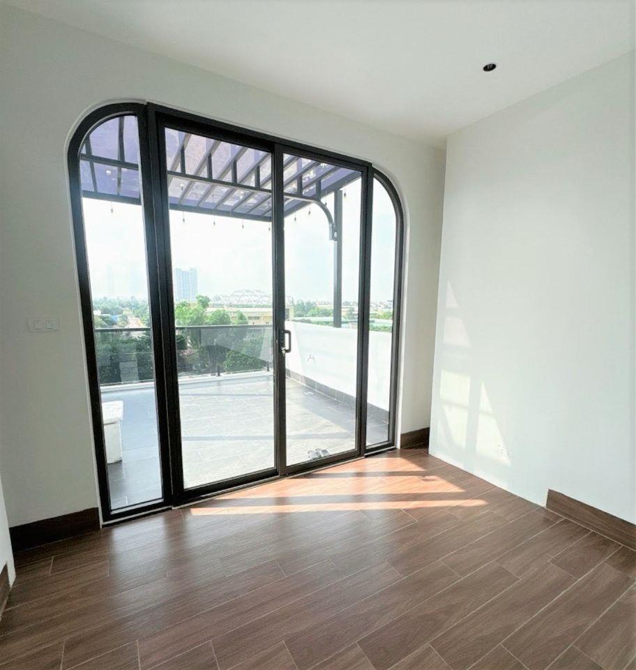 Bán nhà mặt phố Tam Trinh 45m2 x4T- 14 Tỷ – Vỉa hè rộng – 2 thoáng – Ko QH