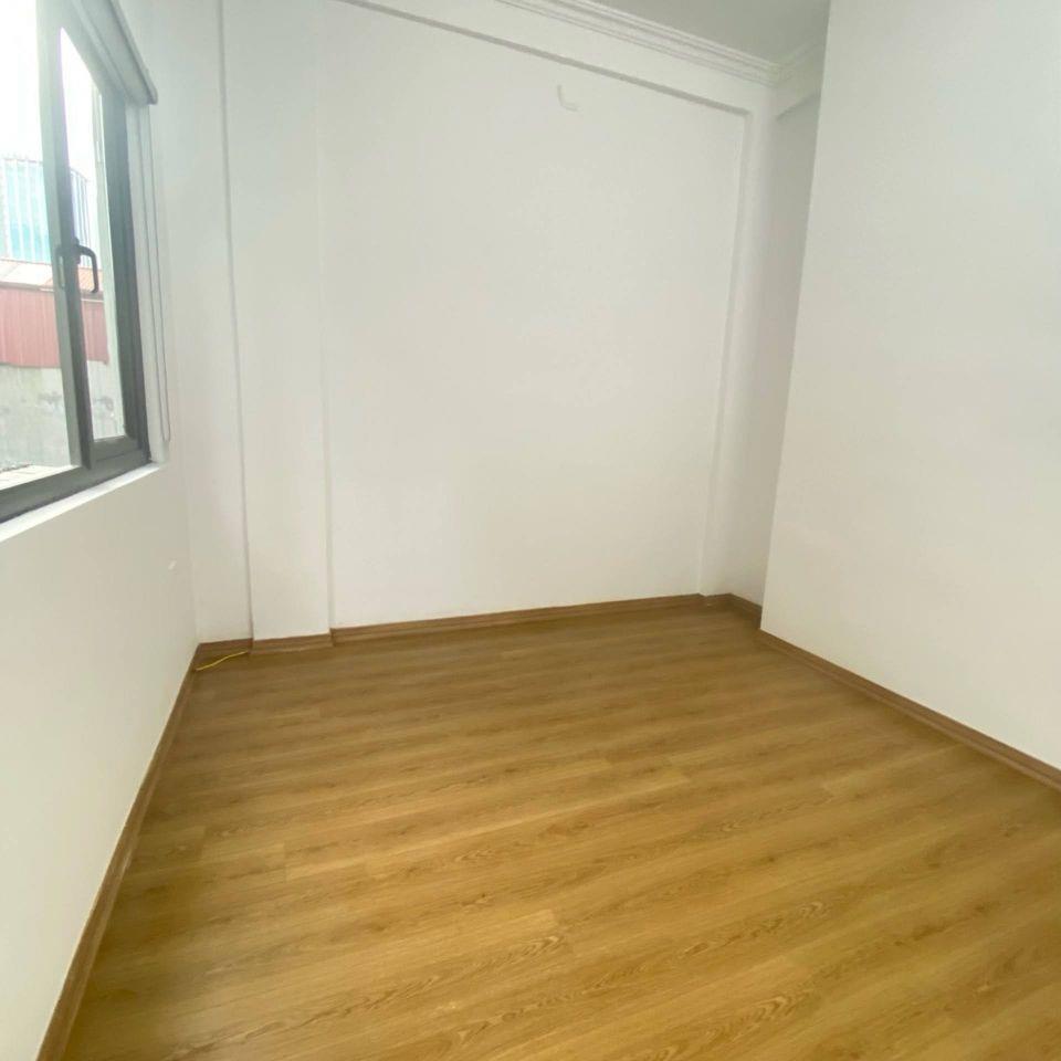 Nhà Bạch Mai 20m² x 5 Tầng – 3,6 Tỷ – 3PN – Gần Ô Tô –Sổ đỏ đẹp- Ko QH