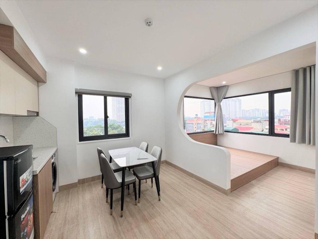Bán Nhà  PHÂN LÔ ÔTO ĐỖ CỬA  LINH ĐÀM 154M² x 7 TẦNG – 40 Tỷ + LÔ GÓC – T.MÁY – ÔTÔ – DT 200TR/THÁNG