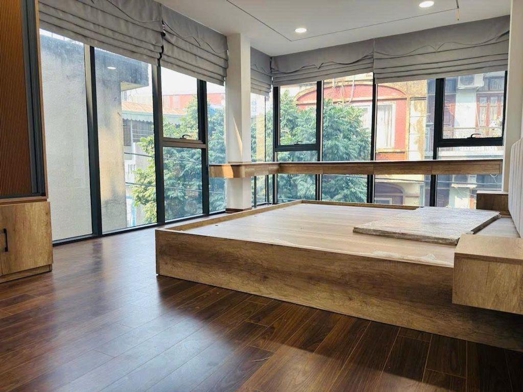 BÁN NHÀ PHÂN LÔ 1277 GIẢI PHÓNG 47M² x 6 TẦNG – 15 TỶ- OTO TRÁNH- LÔ GÓC – THANG MÁY – VỈA HÈ – KINH DOANH