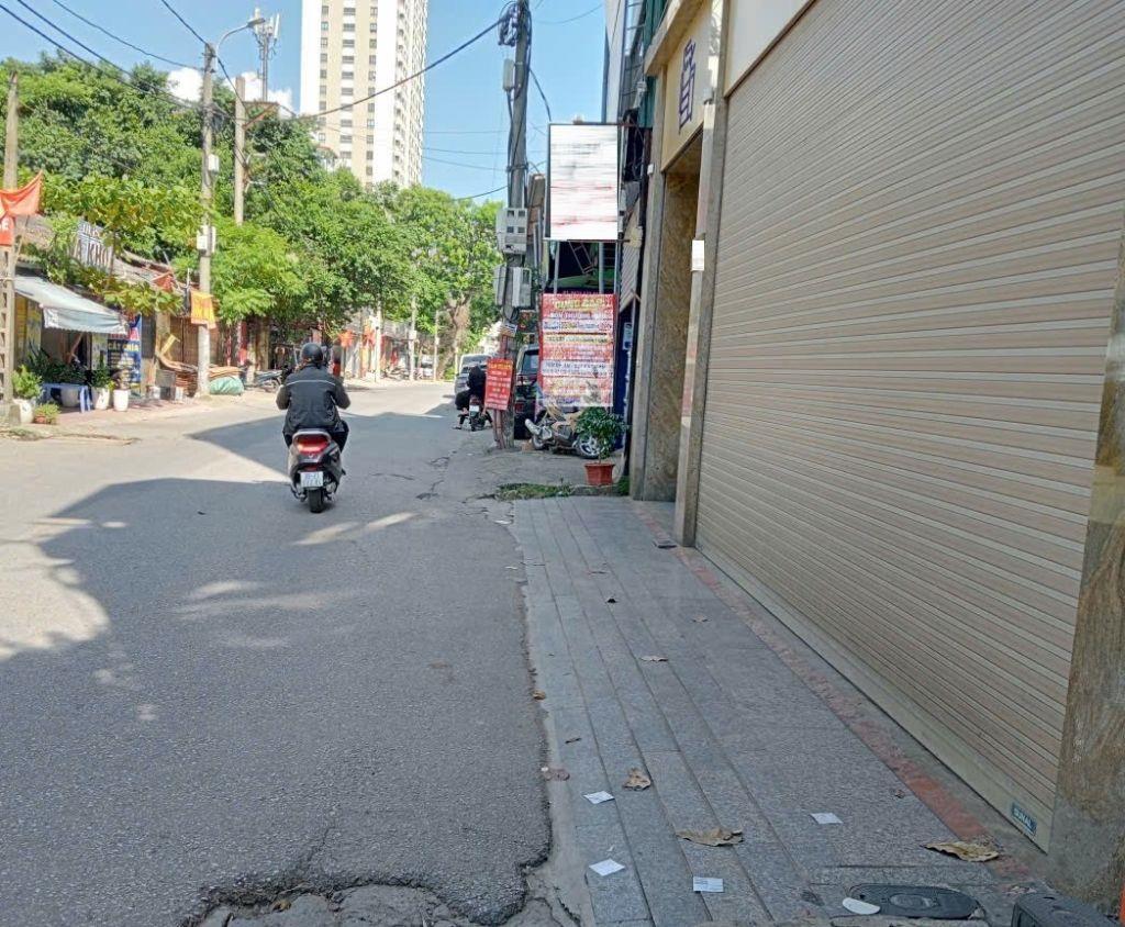 BÁN NHÀ PHÂN LÔ 1277 GIẢI PHÓNG 47M² x 6 TẦNG – 15 TỶ- OTO TRÁNH- LÔ GÓC – THANG MÁY – VỈA HÈ – KINH DOANH