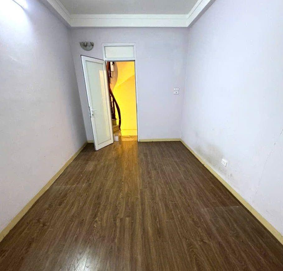 Bán Nhà Mai Động 20m² × 4 Tầng –2.6 Tỷ- 2PN – Ngõ Nông – Không Quy Hoạch