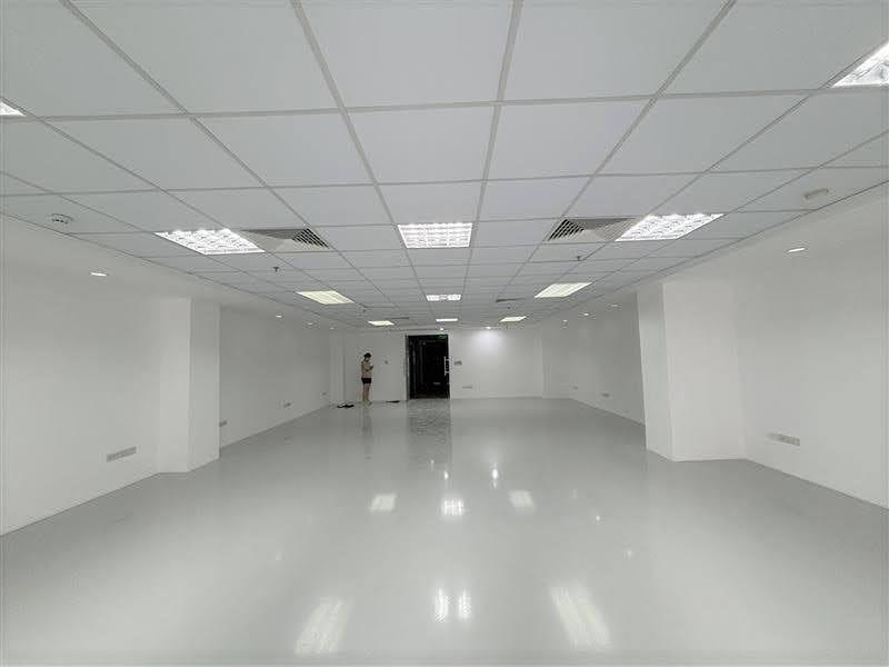 TÒA NHÀ QUYỀN LỰC MẶT PHỐ BẠCH MAI – 200M² x 9 TẦNG  + 1 HẦM – MT 8M ĐG 150 TỶ – DÒNG TIỀN 500 TR/THÁNG - TRỤ SỞ - BANK 
