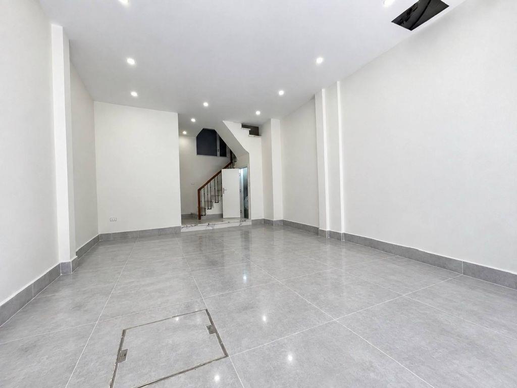 BÁN NHÀ VĨNH HƯNG 35M–4T- 5 TỶ- SỔ RIÊNG- KO QH