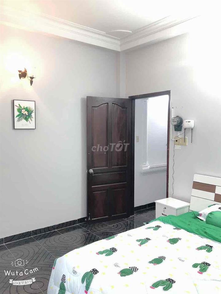 BÀN CỜ Q3 cho thuê phòng ĐÙ TIỆN NGHI