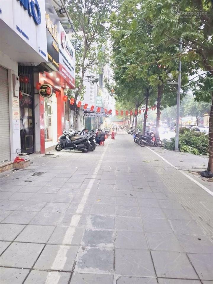 Nhà mặt phố duy tân  chỉ 60 tỷ  vỉa hè 10m, lòng phố rộng 45m  kinh doanh nổi bật cầu giấy
