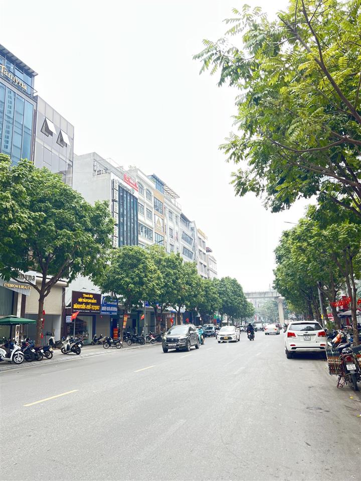 Nhà mặt phố duy tân  chỉ 60 tỷ  vỉa hè 10m, lòng phố rộng 45m  kinh doanh nổi bật cầu giấy