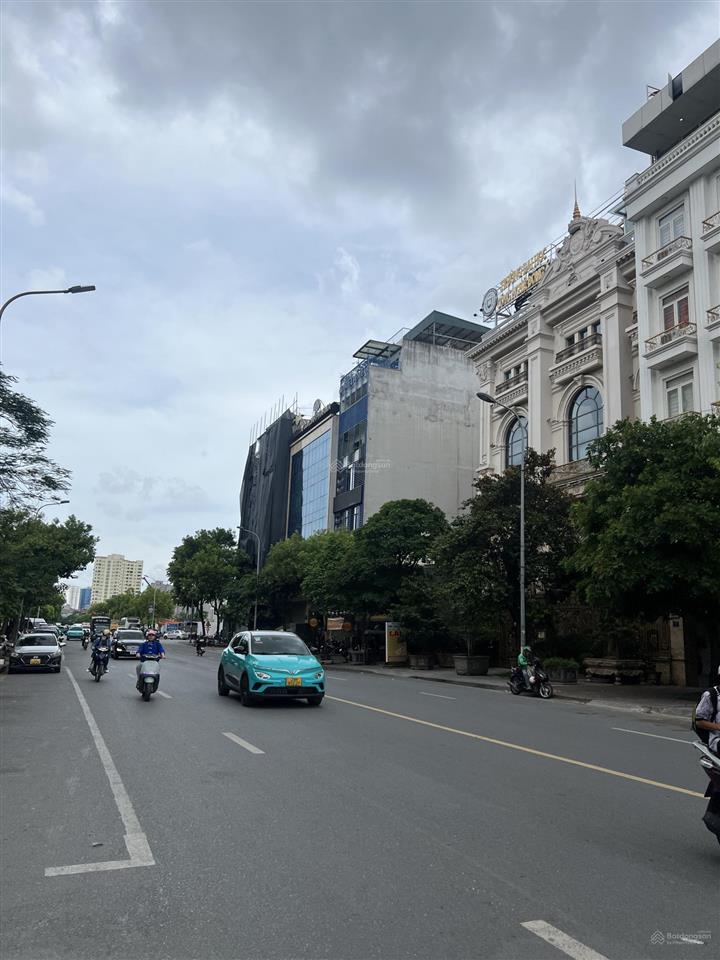 Siêu hiếm  sát phố hồ tùng mậu  150m2 mt 8m  đường vỉa hè rộng 25m  xây 1 hầm 8 nổi 58tỷ