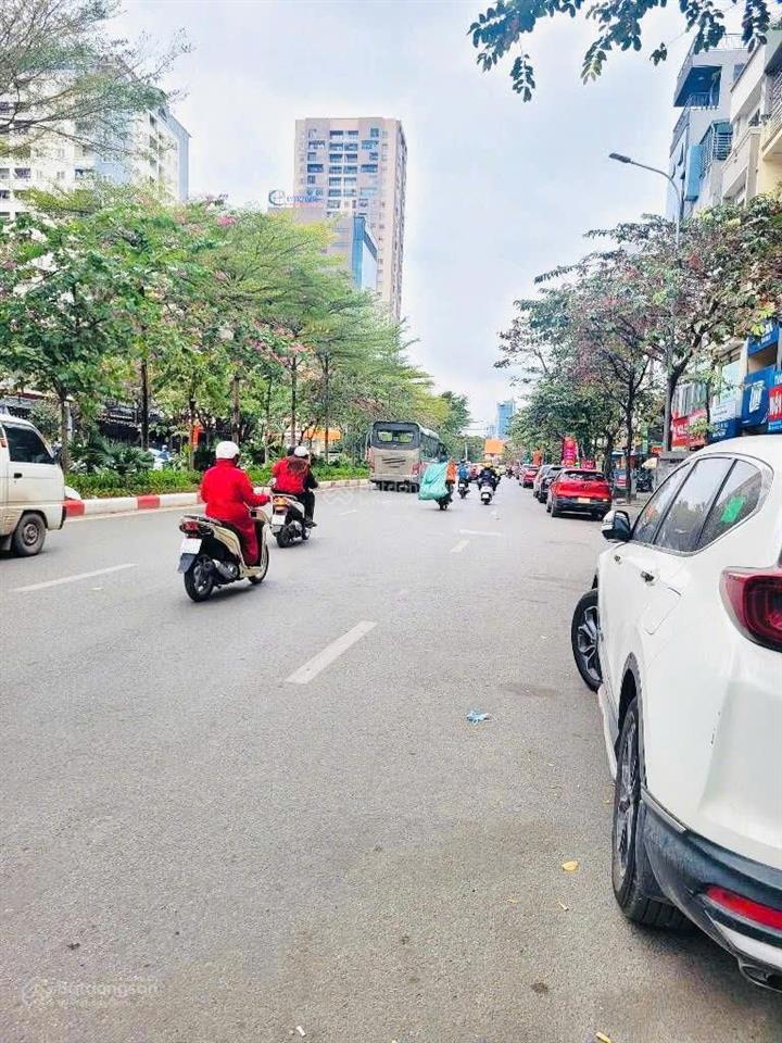 Mặt phố nguyễn phong sắc  68m  kinh doanh đỉnh cao  6 tầng  40 tỷ