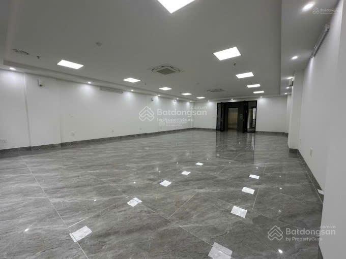 Xã đàn 78 tỷ dt 100m² 8 nổi thông sàn  khẳng định vị thế kinh doanh