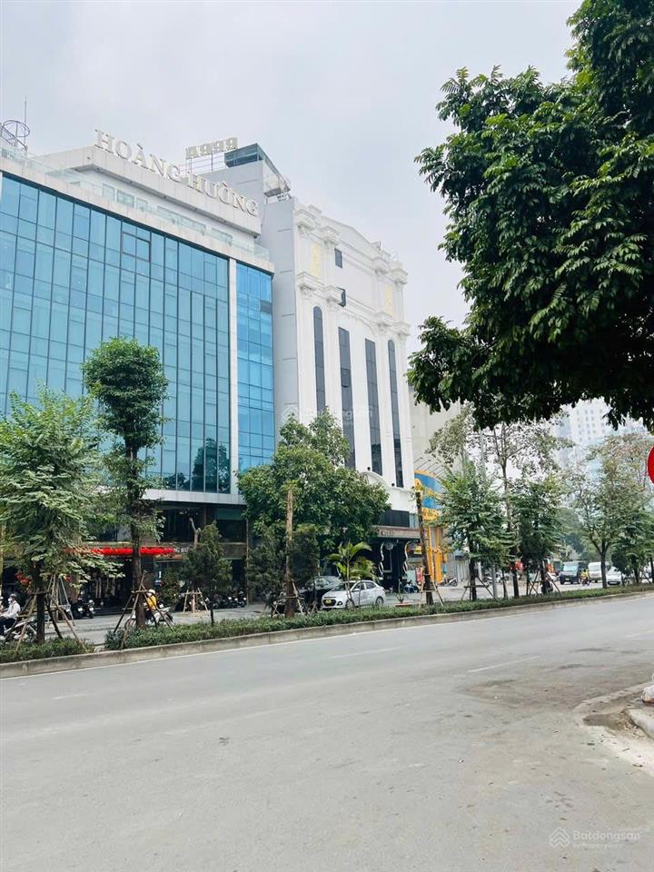Phố vip nguyễn hoàng  toà nhà đẹp bề thế 9 tầng dt 145m2  mt 7m giá 80 tỷ