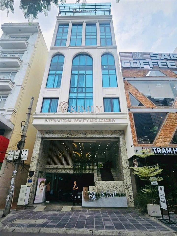 Phố vip nguyễn hoàng  toà nhà đẹp bề thế 9 tầng dt 145m2  mt 7m giá 80 tỷ