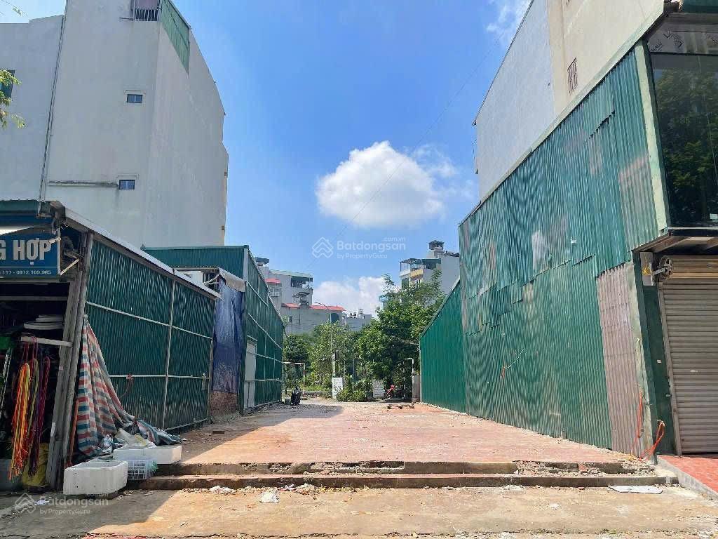 Kim đồng (mt7m)  ô tô vào nhà 98,9m2 giá 20,5 tỷ ngộp bank