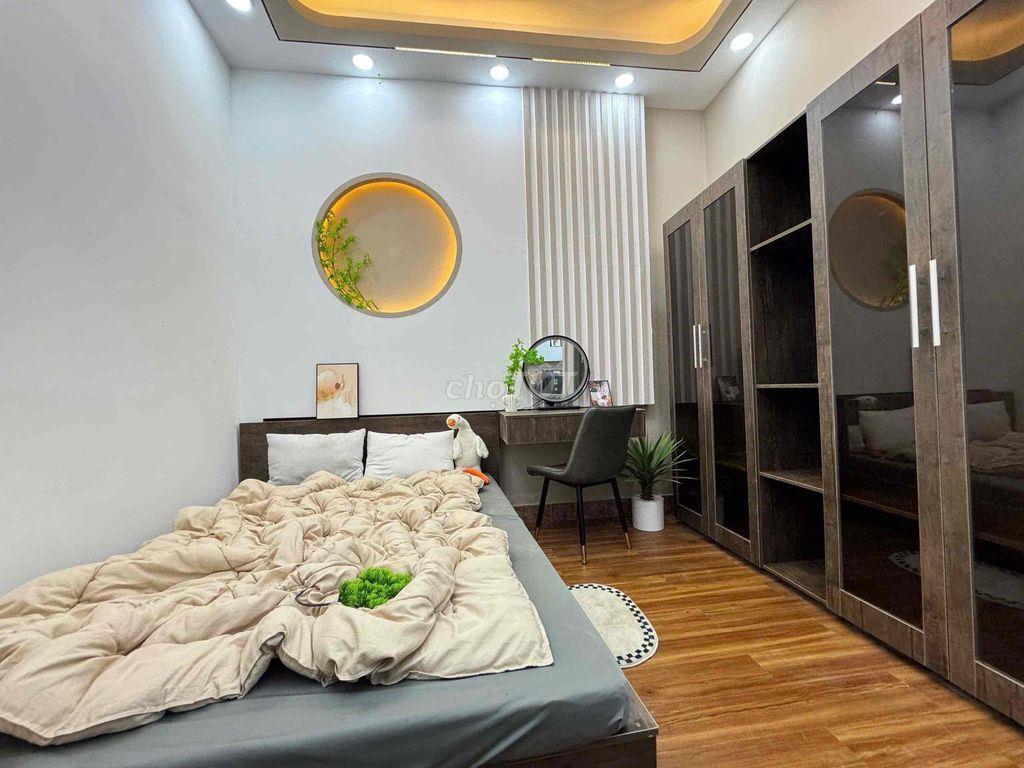 cần sang lại phòng