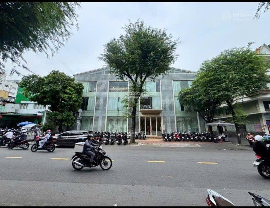 Hot, nhà mb 5000m2 mt 583 sư vạn hạnh gần vạn hạnh mall  từ 260tr
